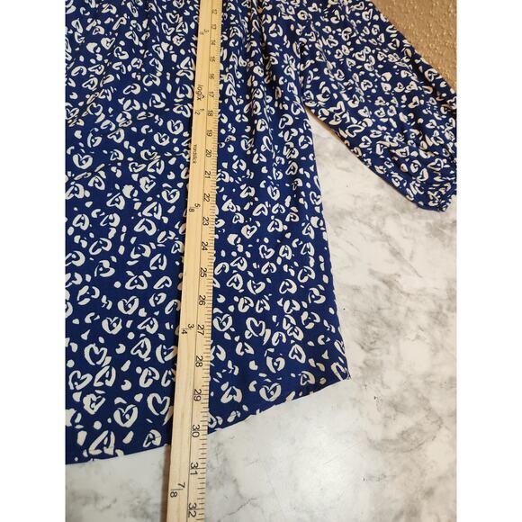 EVRI Women's Blue & White Leopard Heart Print 3/4 Sleeve Ruffle Blouse Size 1X‎ - Picture 7 of 7
